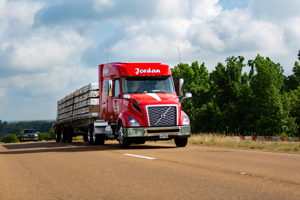 Jordan Carriers | Trucking and Brokerage Services